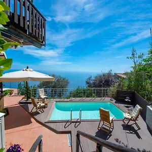 Solaria 3*, Amalfi Italia